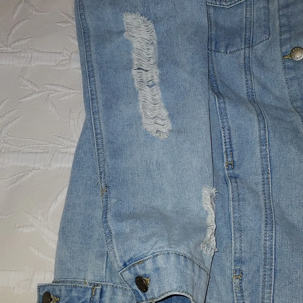 BBJ Los Angeles Jean Jacket - Picture 10 of 11